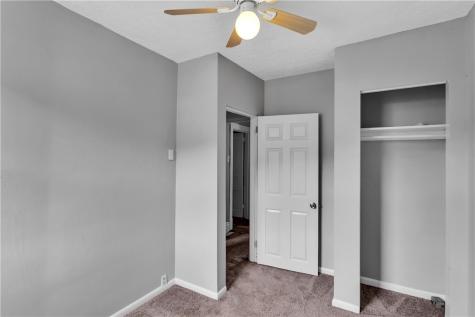 831 Woodward Avenue Stowe Township PA 15136