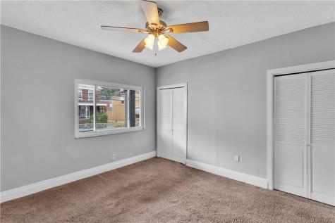 831 Woodward Avenue Stowe Township PA 15136