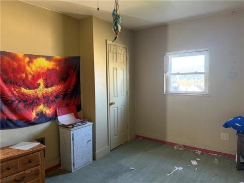 1931 Leishman Avenue Arnold PA 15068