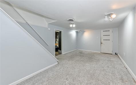 1337 Hamilton Road Castle Shannon PA 15234
