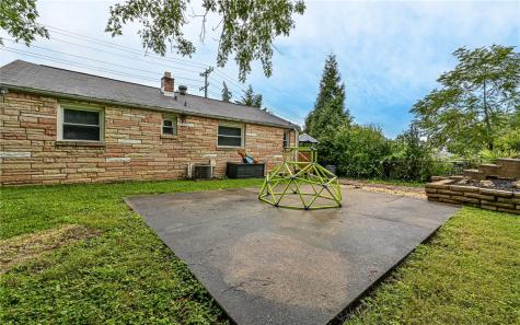 1337 Hamilton Road Castle Shannon PA 15234