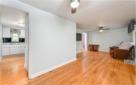 1337 Hamilton Road Castle Shannon PA 15234
