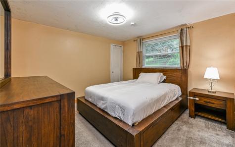 1337 Hamilton Road Castle Shannon PA 15234