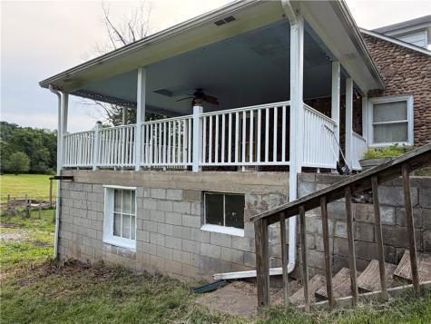 813 New Geneva Road Springhill Township PA 15474