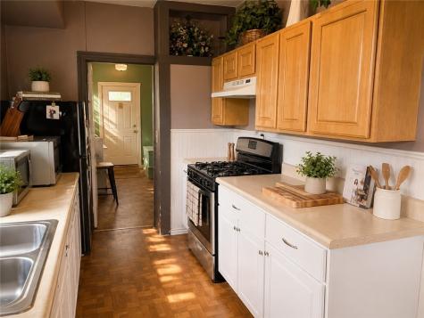 121 Center Avenue Bellevue PA 15202