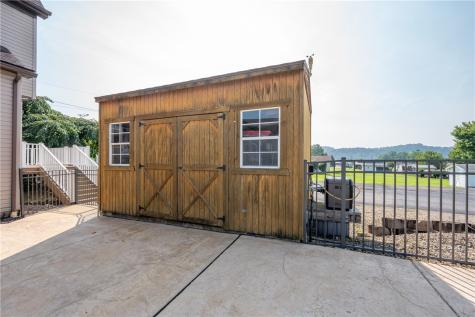 231 9th Street Conemaugh/young Townships - Ind PA 15681