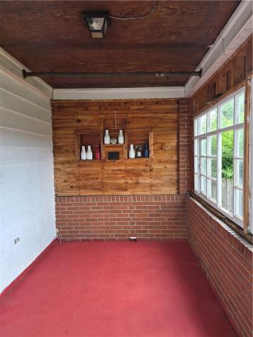 1037 6th Street Jefferson Hills PA 15088
