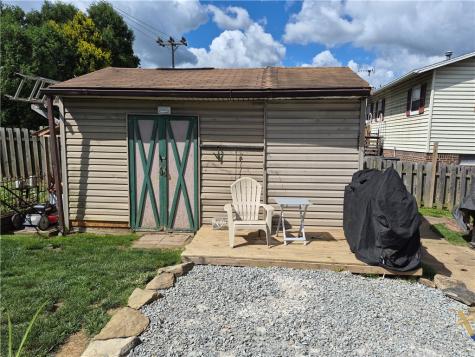 1037 6th Street Jefferson Hills PA 15088