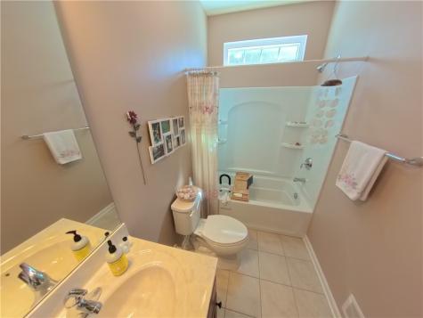119 Summer Seat Lane Ohio Township PA 15237