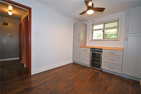 433 Ridgemont Drive Banksville/westwood PA 15220