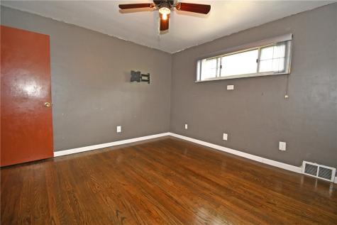 433 Ridgemont Drive Banksville/westwood PA 15220