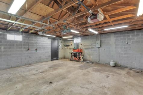 577 Jefferson Street Rochester PA 15074