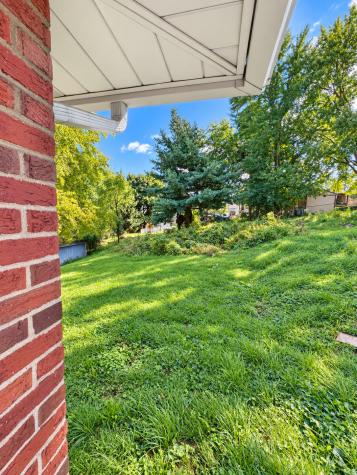 232 Mary Street West End PA 15120