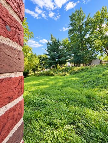 232 Mary Street West End PA 15120