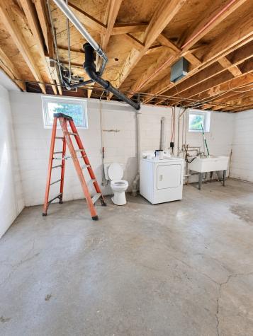 232 Mary Street West End PA 15120
