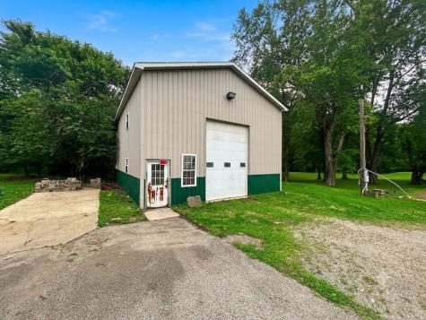 225 Main Street Shelocta PA 15774