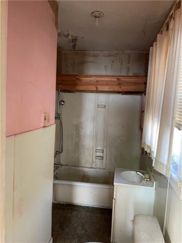 1150 Morrelle Avenue East Mckeesport PA 15035