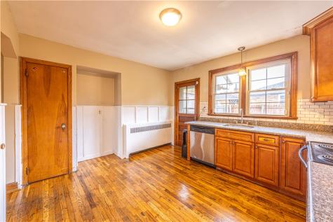 202 E Georgia Avenue Connellsville PA 15425