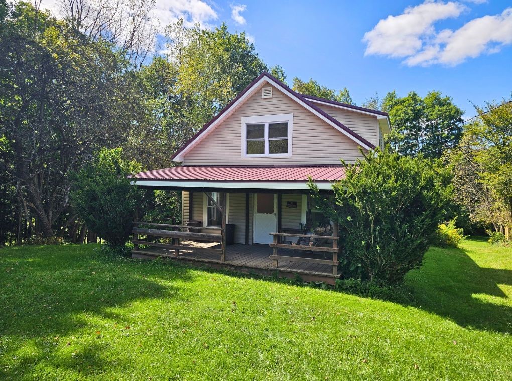 14257 Middleton Road Waterford PA 16441