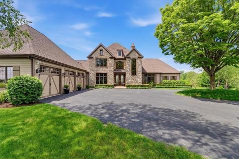 524 Paracca Lane Franklin Township PA 16123