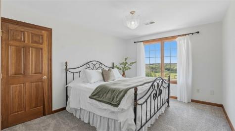 524 Paracca Lane Franklin Township PA 16123
