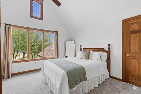 524 Paracca Lane Franklin Township PA 16123