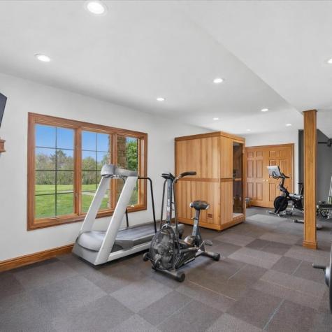 524 Paracca Lane Franklin Township PA 16123
