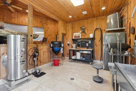 524 Paracca Lane Franklin Township PA 16123