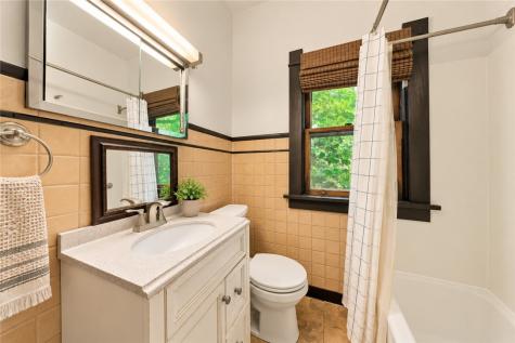 466 Jackson Street Rochester PA 15074