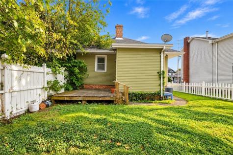 466 Jackson Street Rochester PA 15074