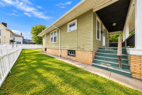 466 Jackson Street Rochester PA 15074