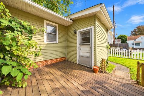 466 Jackson Street Rochester PA 15074