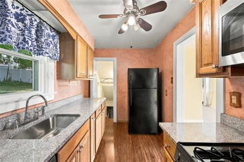 24 Wheeler Avenue Ingram PA 15205