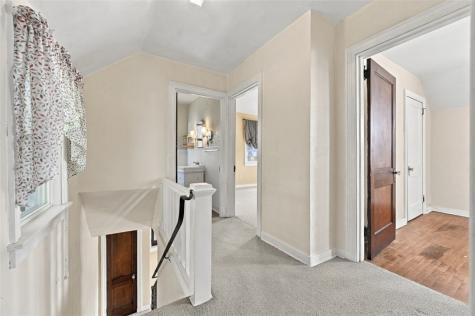 24 Wheeler Avenue Ingram PA 15205