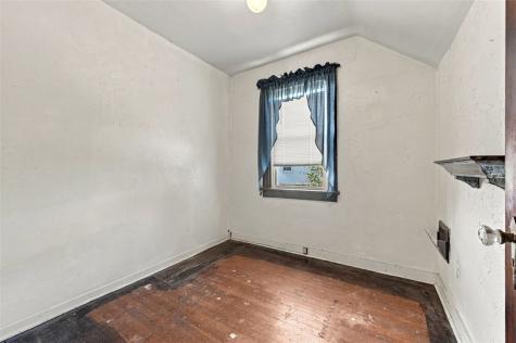 24 Wheeler Avenue Ingram PA 15205