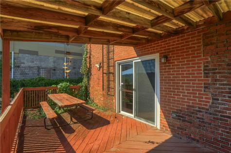 1723 Lowrie Spring Hill PA 15212