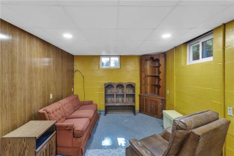 108 Fairview Street Delmont PA 15626