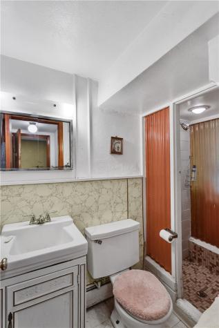 108 Fairview Street Delmont PA 15626