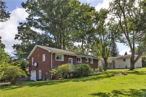 108 Fairview Street Delmont PA 15626