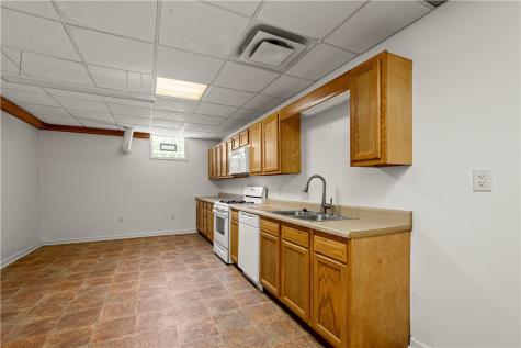 185 Dutch Glory Road West Bethlehem PA 15311