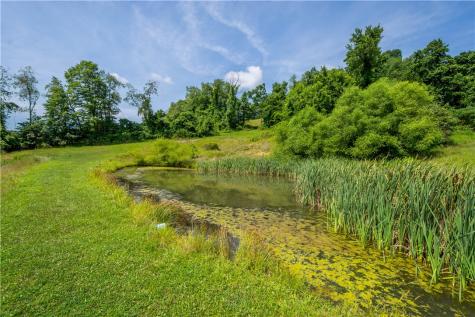 185 Dutch Glory Road West Bethlehem PA 15311