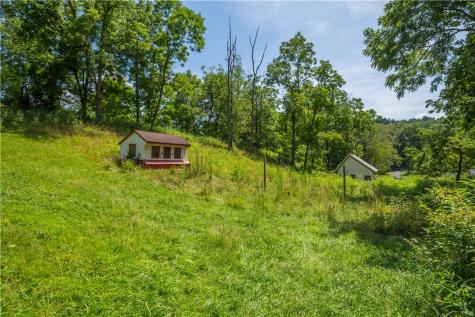 185 Dutch Glory Road West Bethlehem PA 15311