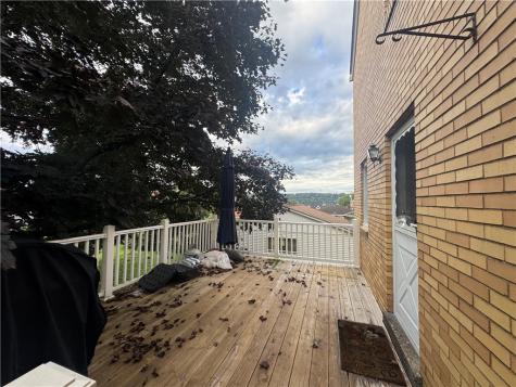 1605 Ridge Avenue Arnold PA 15068