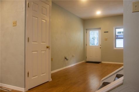 1145 Hill Street Lower Burrell PA 15068