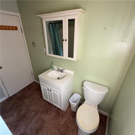 107 James Street W Leechburg PA 15656