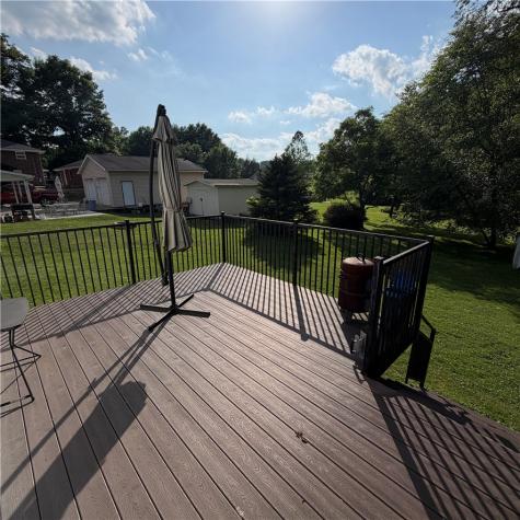 107 James Street W Leechburg PA 15656