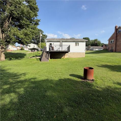 107 James Street W Leechburg PA 15656