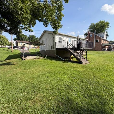 107 James Street W Leechburg PA 15656