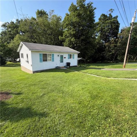 107 James Street W Leechburg PA 15656