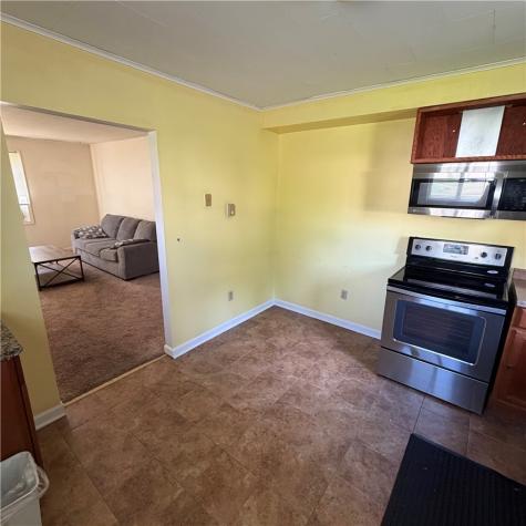 107 James Street W Leechburg PA 15656